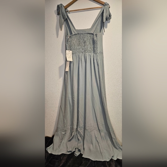 NWT Show Me Your MuMu Weddings Claire Tie Shoulder midi dress in silver sage L - Picture 2 of 9